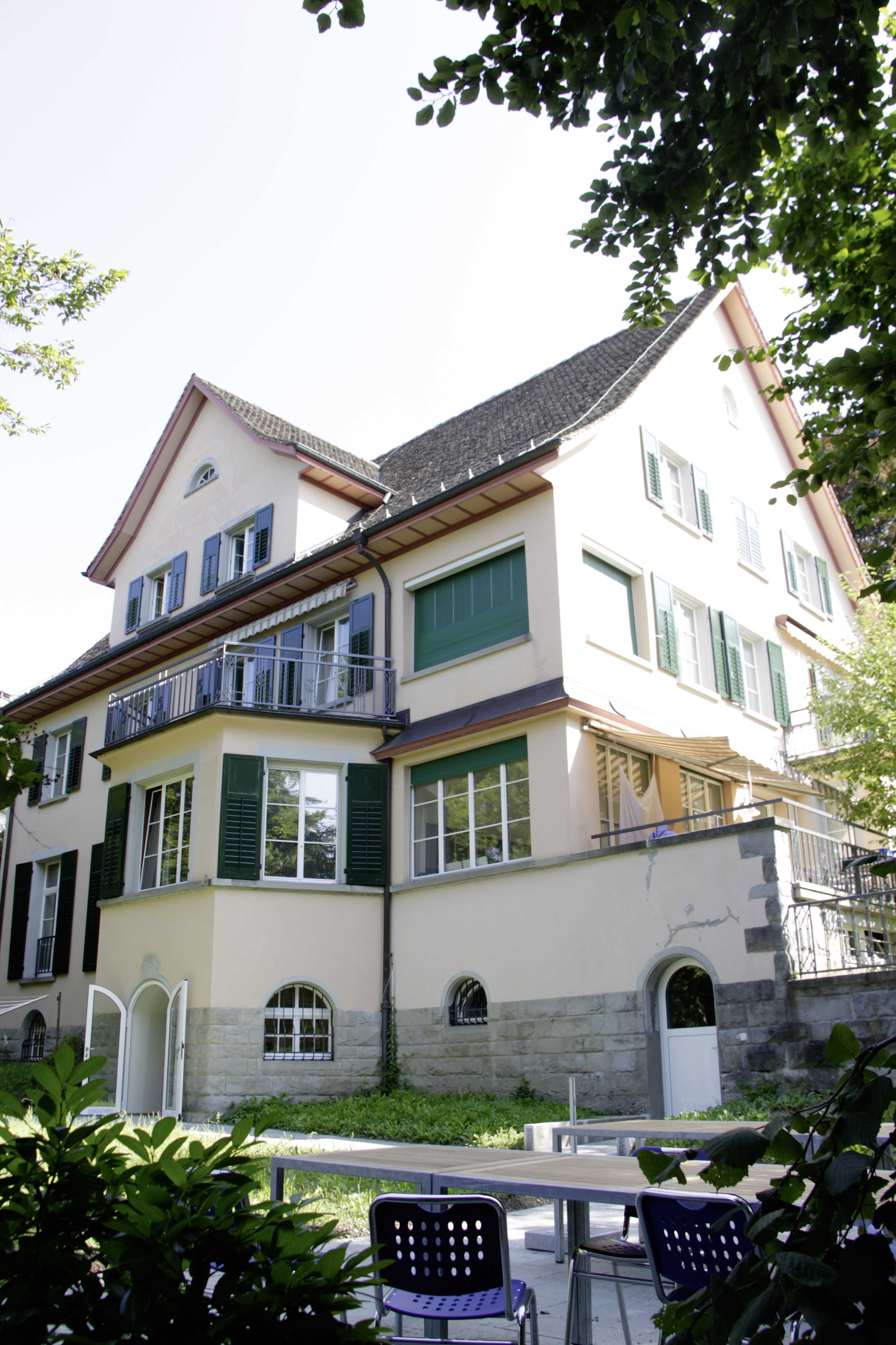 Wohnheim Zürichbergstrasse 93