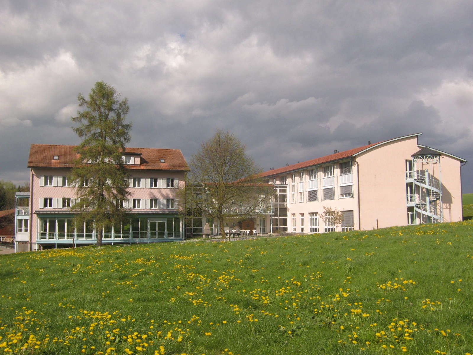Wohnheime Haus Nord und Haus Ost aus südlicher Sicht