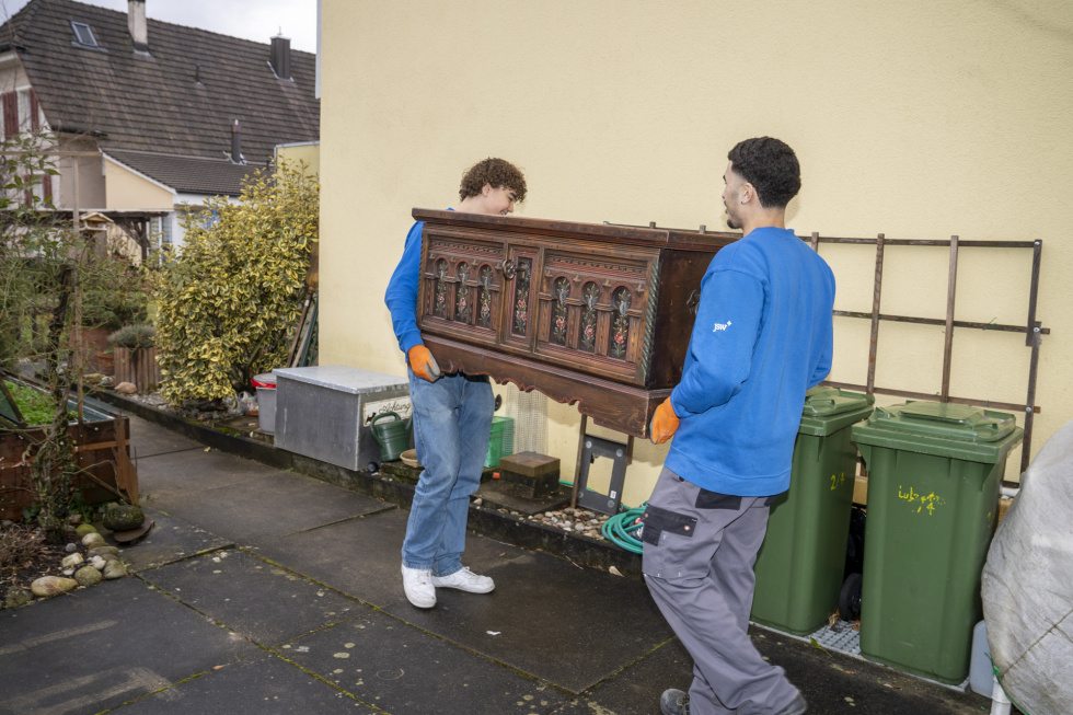 Anpacken im Brockiaussendienst