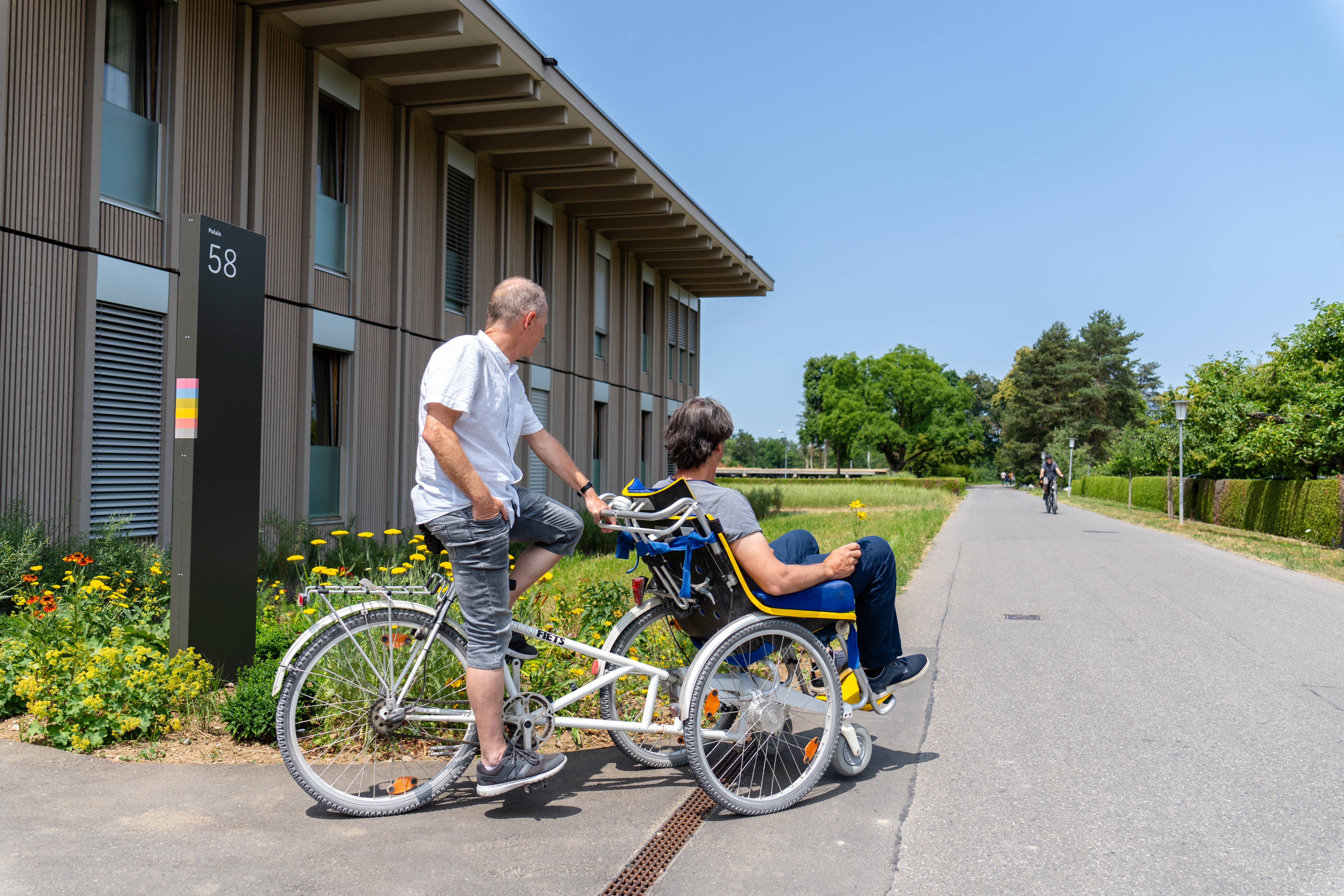 Unterwegs im Sitz oder mit meinem eigenen Fahrrad