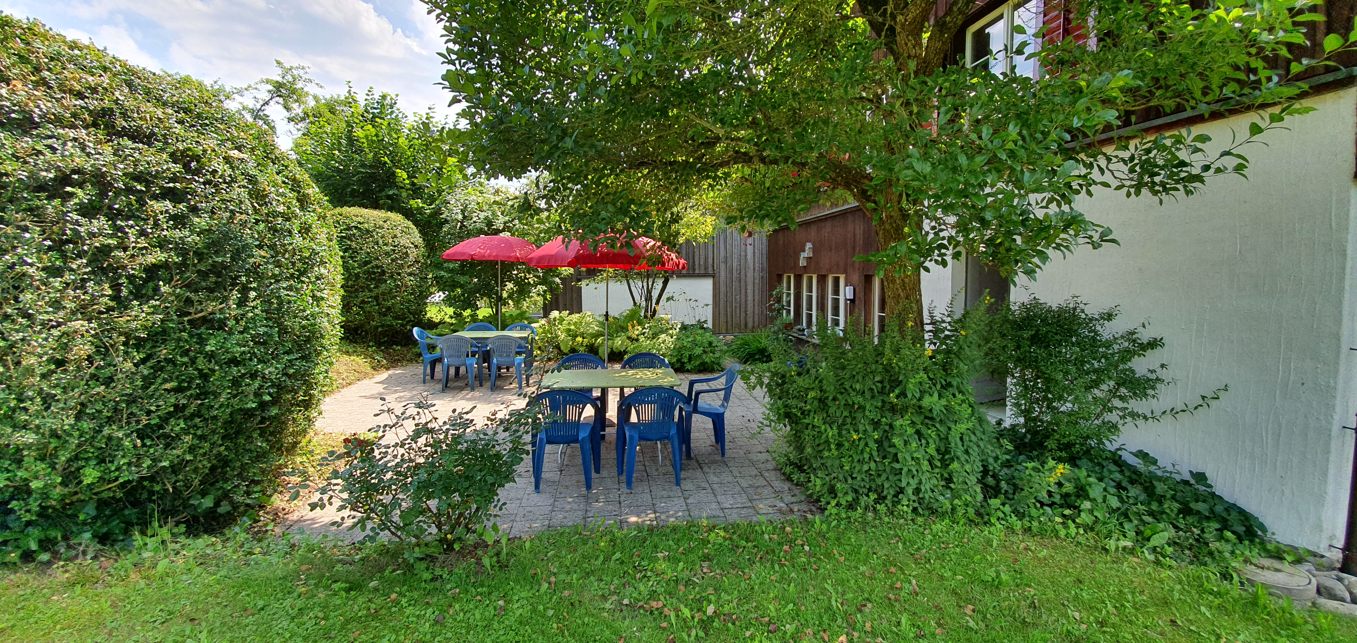 Gartensitzplatz im Betreutes Wohnen Am Weiher