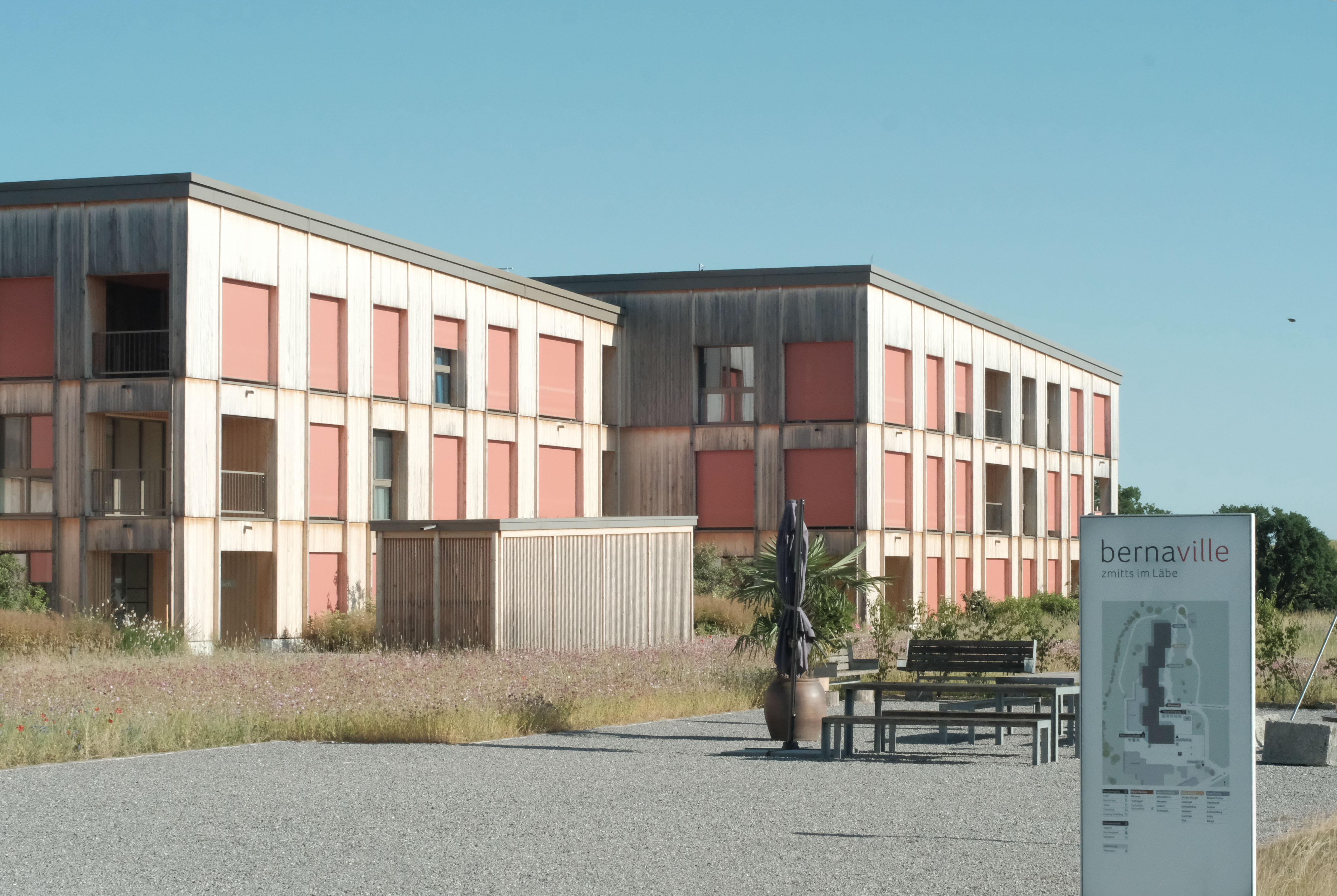 Stiftung Bernaville, Hauptgebäude 2