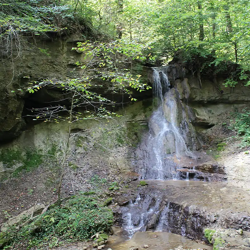 Wasserfall auf Gelände des Rehazentrum
