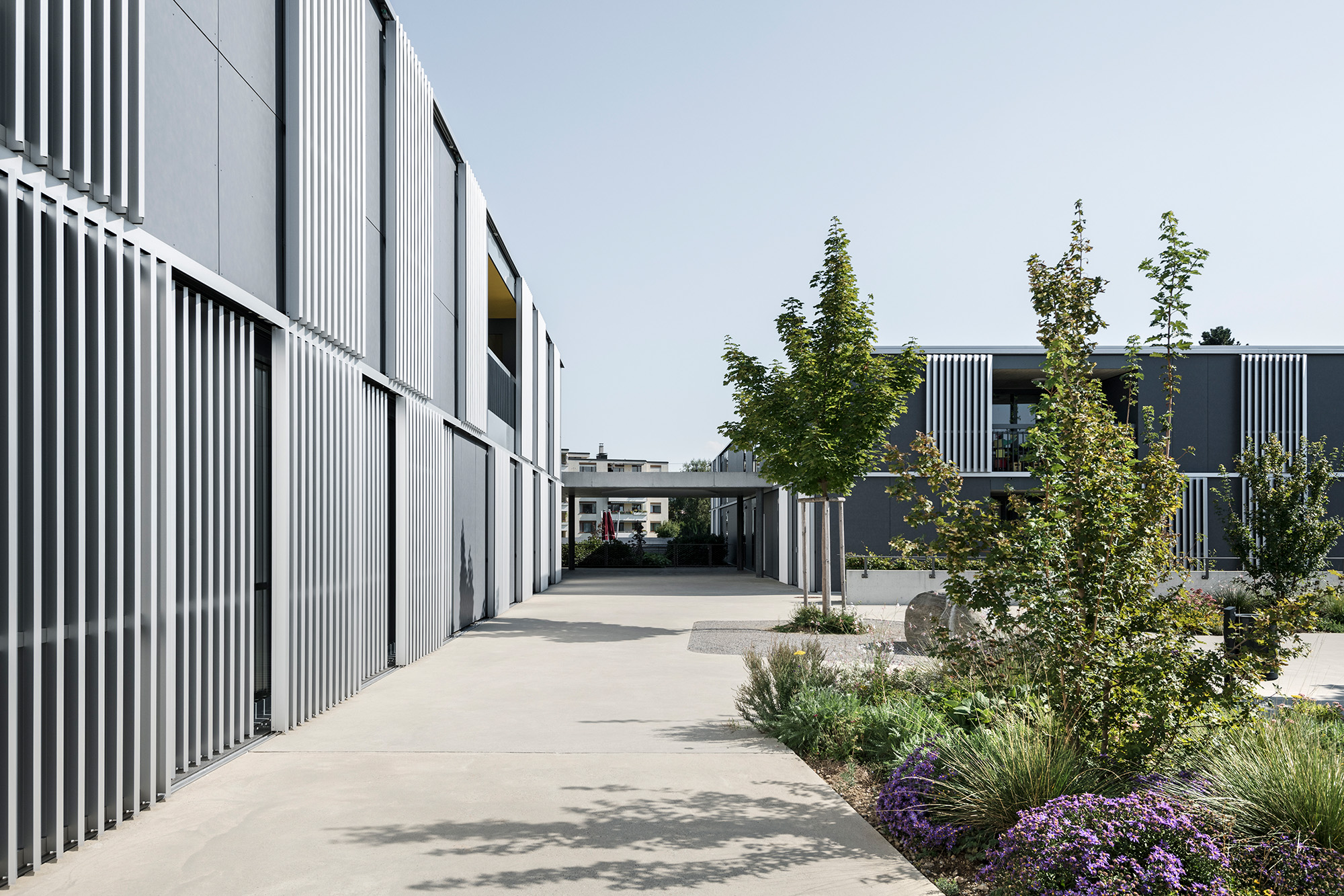 Hauptgebäude und Wohnhaus Langfuri